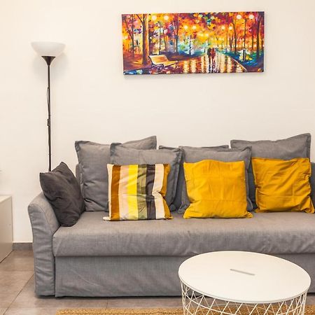 Lovely Apartment Close To The Beach Tel Aviv Luaran gambar